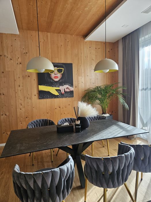 Vând lampa suspendata, pendul