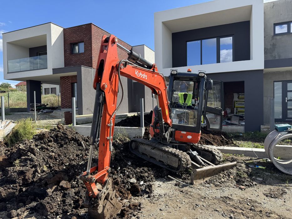 Inchiriez Miniexcavator si Basculanta 7,5 T
