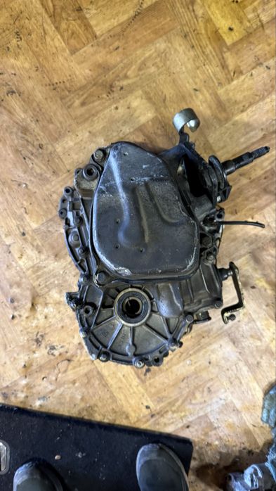 Ръчна Скоростна Кутия / Peugeot 206 / 1.1 i /1.4 i / 60 к.с./ Пежо 206