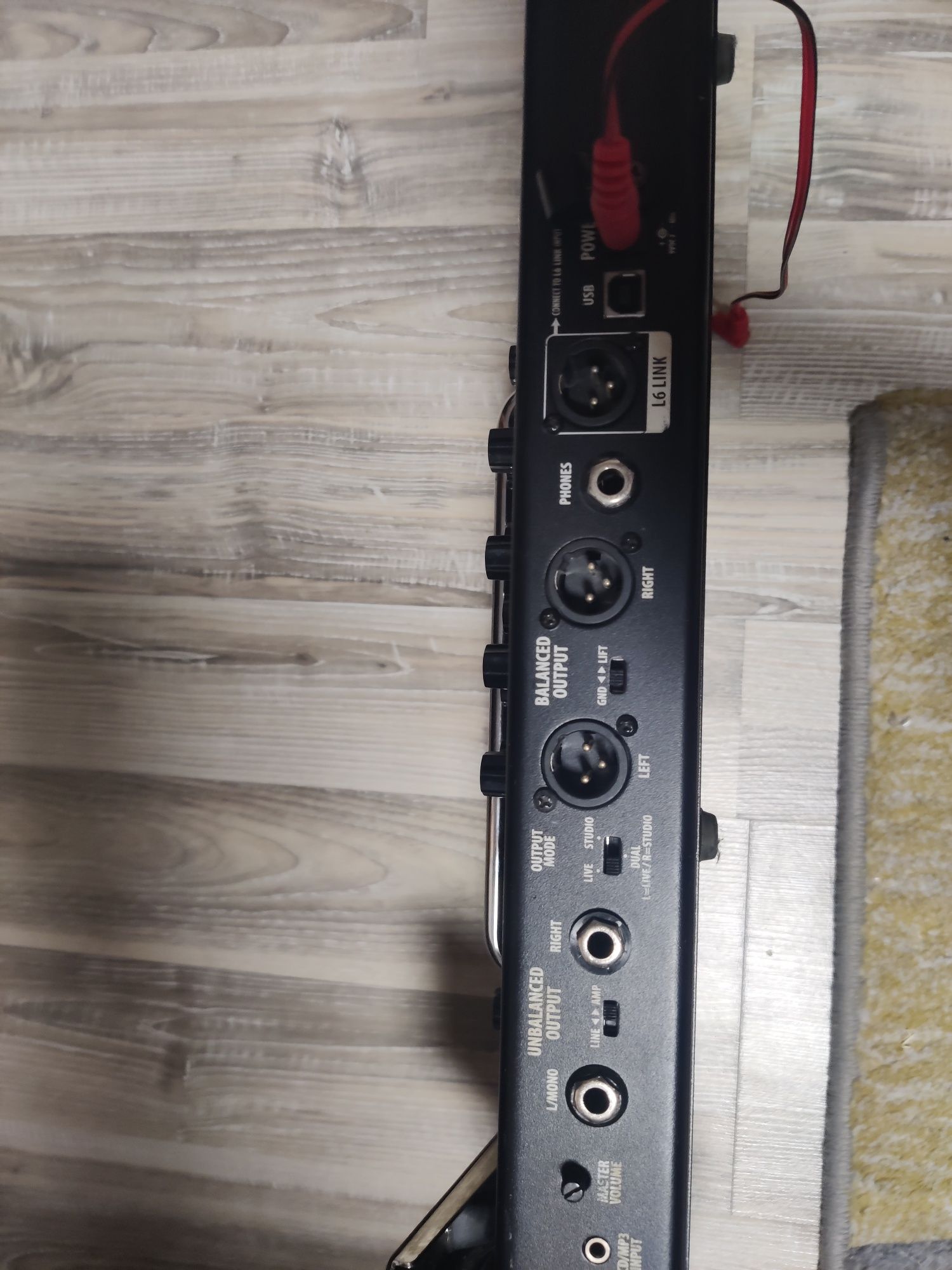 Procesor chitară Line 6 pod HD300