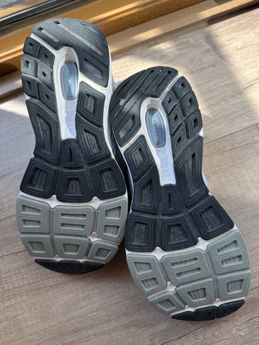 Adidasi New Balance mar.38