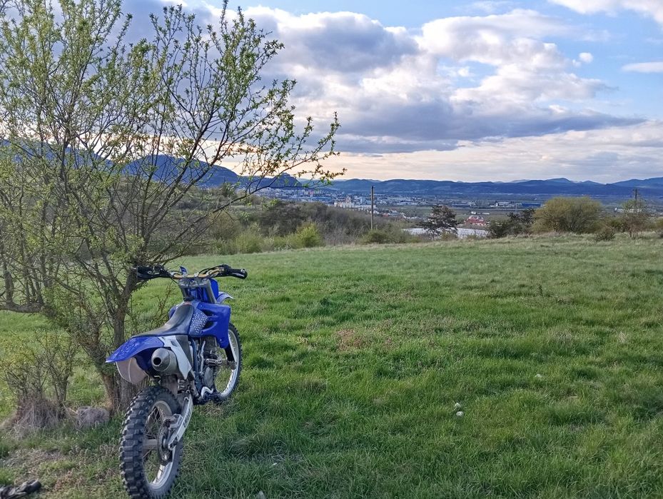 Vând sau schimb Yamaha yzf 450