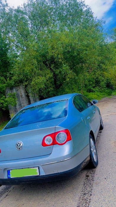 Vând Passat B6 1.6 fsi