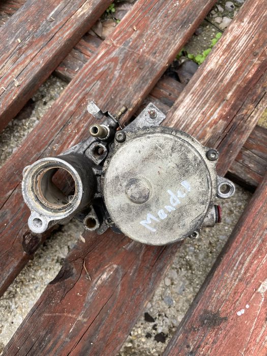 Вакуум помпа за FORD MONDEO MK3 2.0TDDI 115к.с