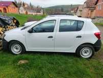 Vând sau schimb dacia sandero 2016 benzina