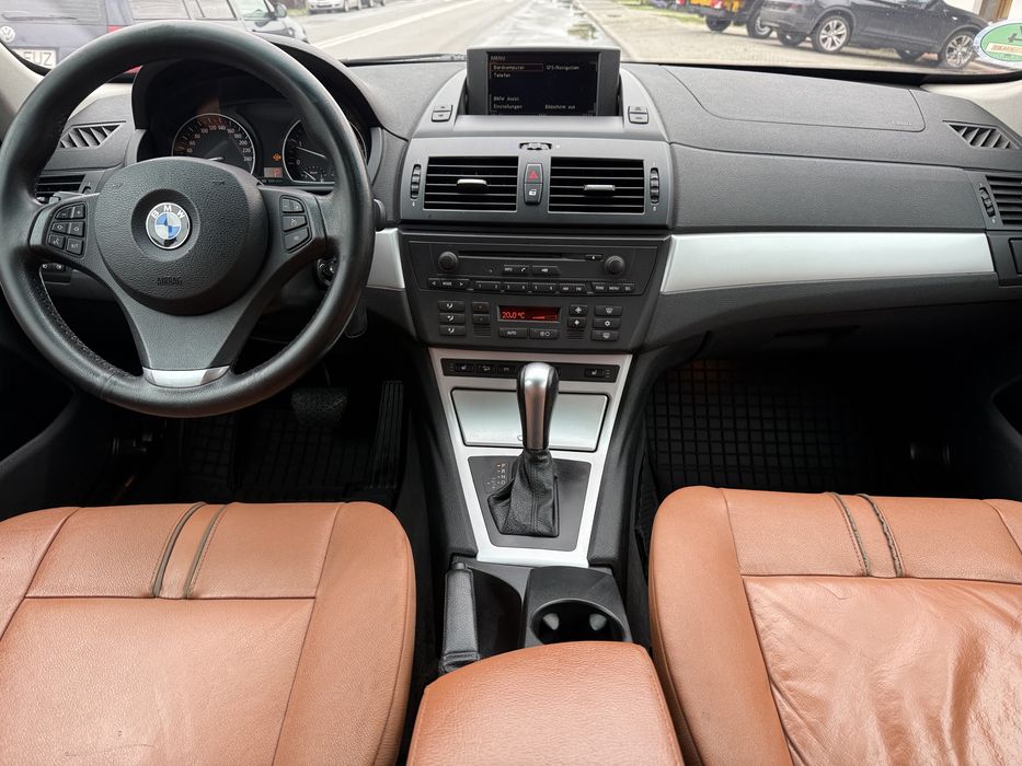 BMW x3  xDrive Cutie Automata