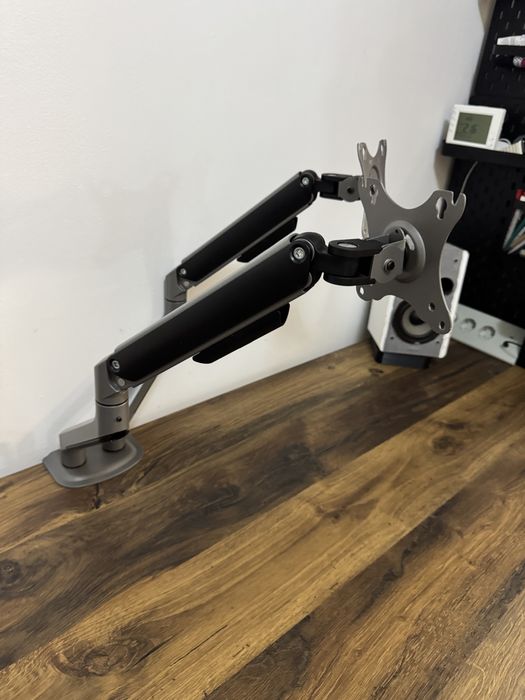 Brat monitor dublu - pentru doua monitoare