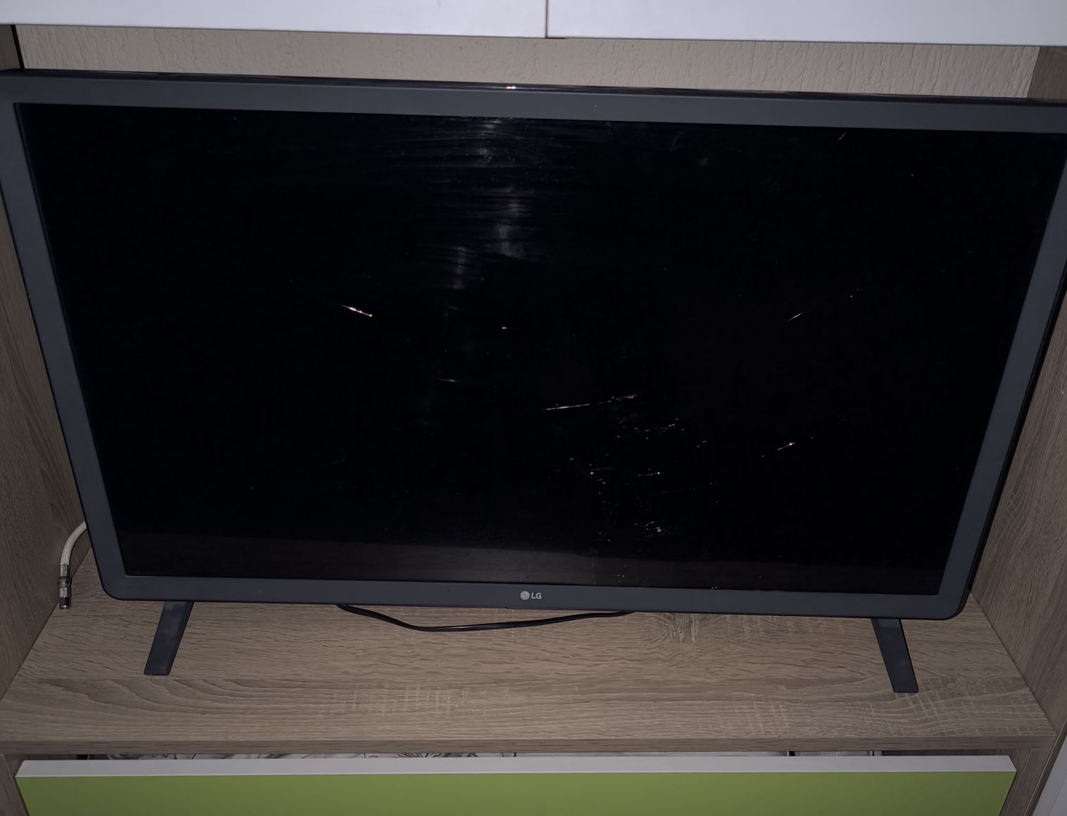 Смарт телевизор LG 32 инча (за части)
