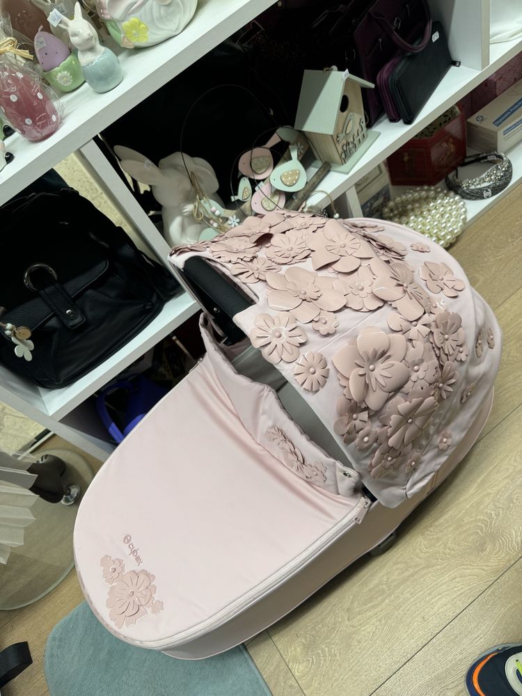 Зимен кош Simply Flowers Cybex Priam