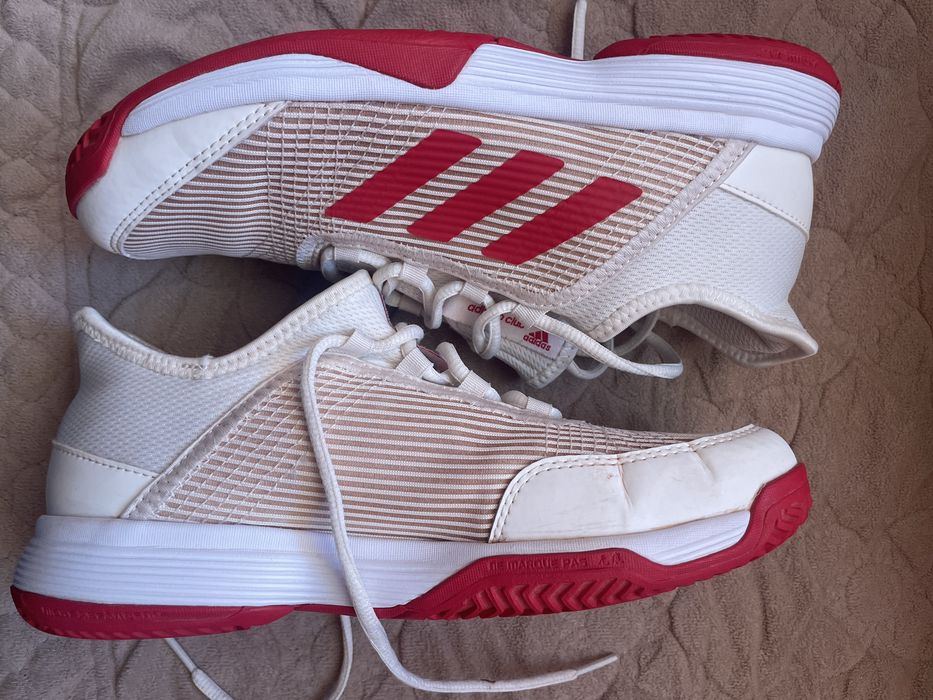 Дамски маратонки номер 37 Адидас / Adidas