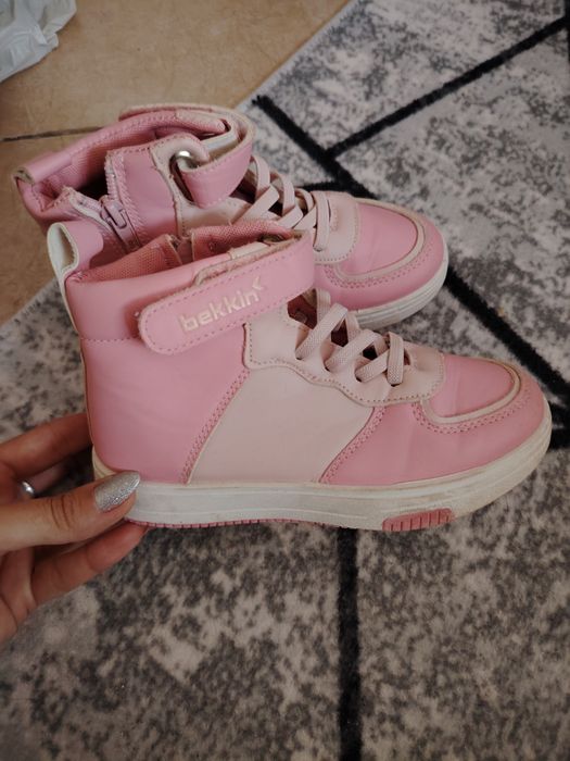 Обувчици различни размери