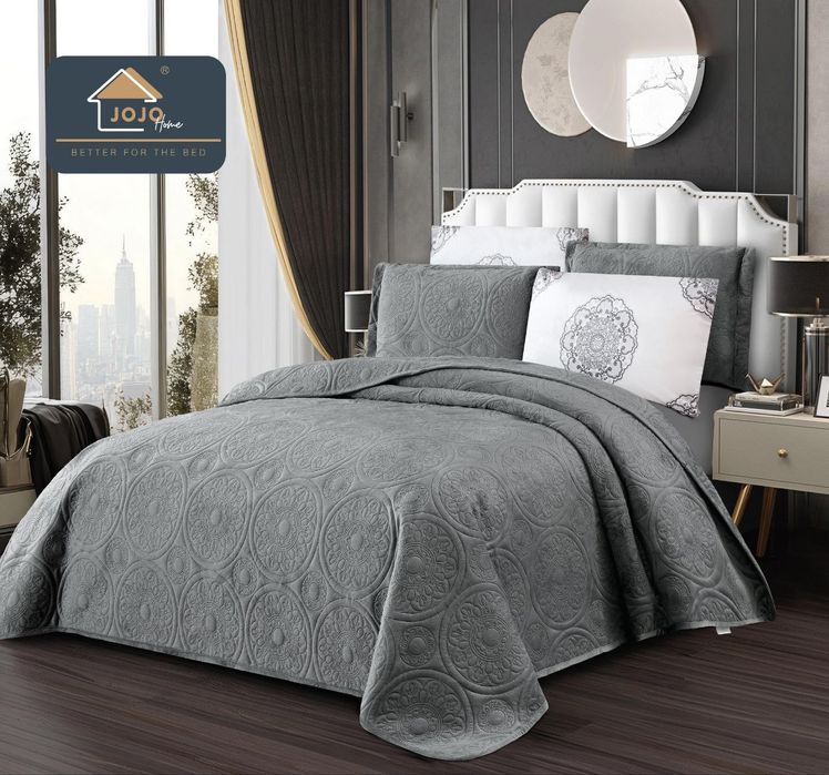 Cuvertura de pat din catifea groasa