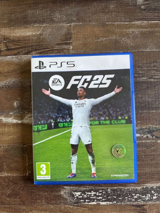 FC 25 за PS5 ...
