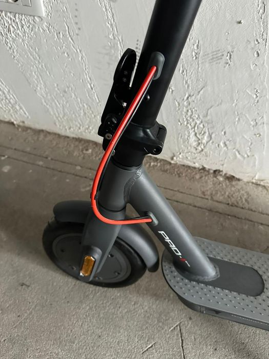 Trotineta electrica Ducati Pro-I Evo, 350W, Autonomie 25 km, 25 -A-