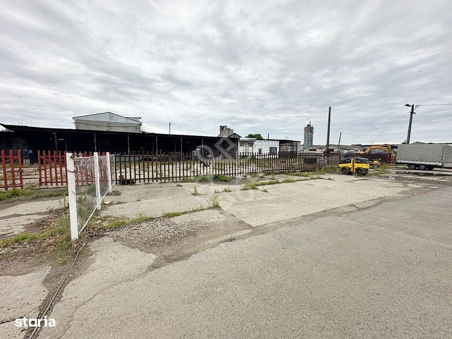 Teren 2100mp si spatii pentru depozitare de inchiriat zona Iosia