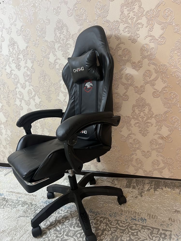 Game krislo va naushnik, veb kamera, mikrafon stream uchun