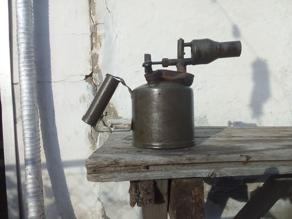 Продам паяльную лампу