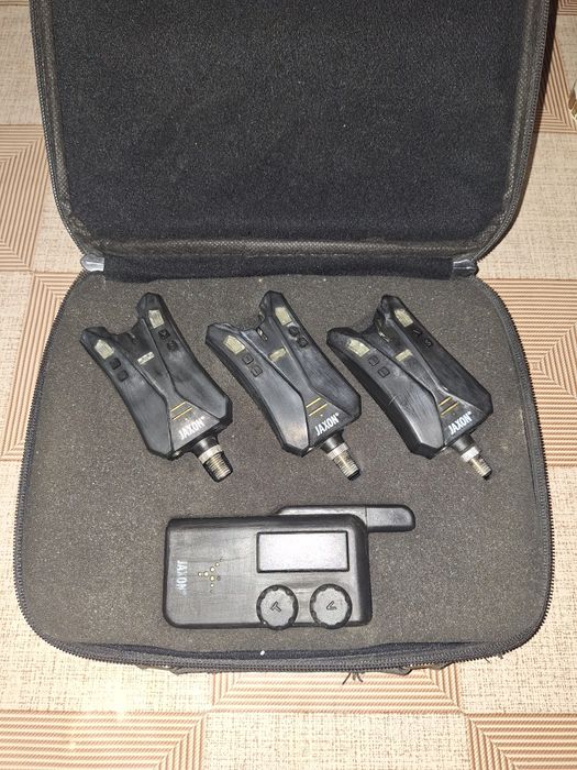 Jaxon комплект сигнализатори