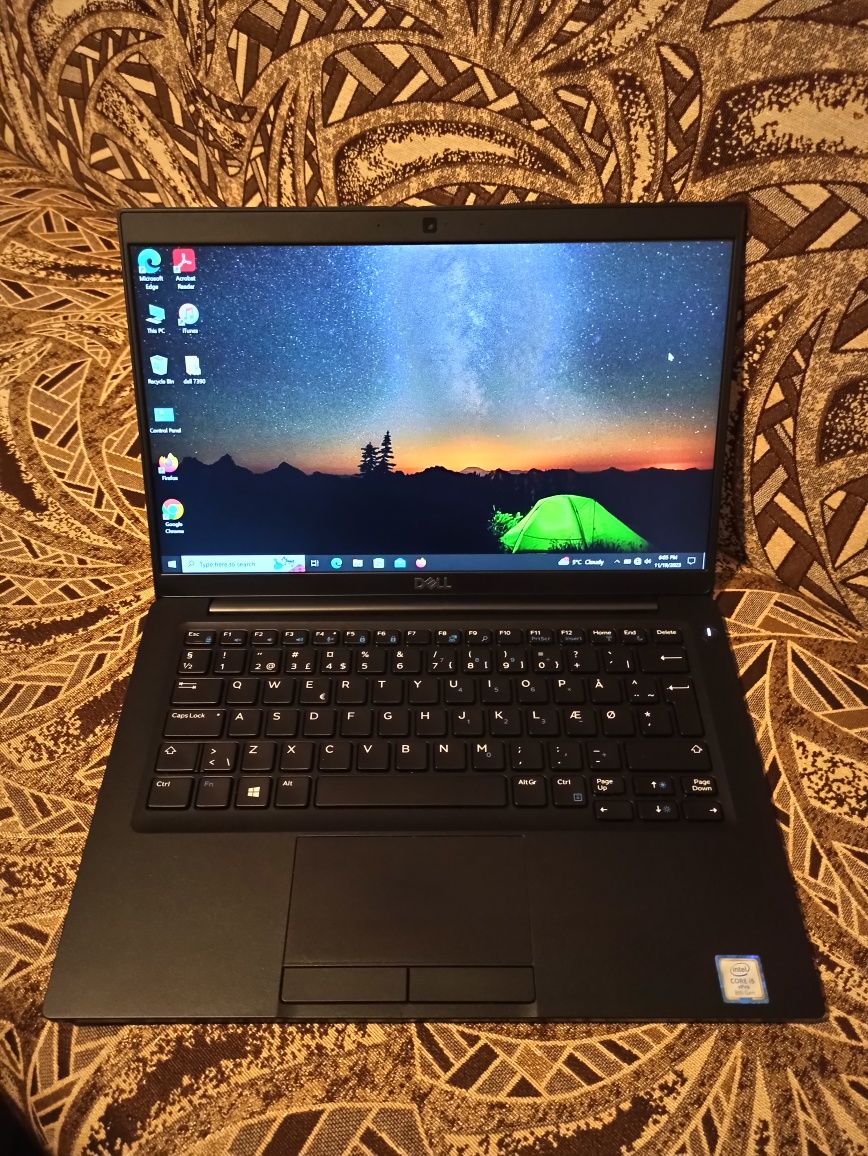 Dell Latitude 7490..i5-8350 gen 8..8g RAM ddr4..ssd 256gb..FHD. typeC