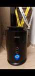 Purificator aer Airvax negru
