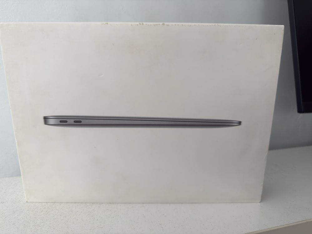 MacBook Air M1/8/256/full box
