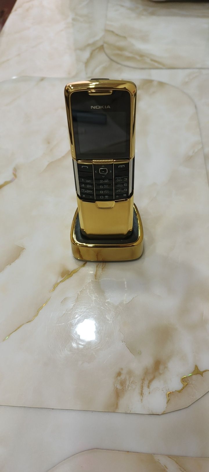 Продам Nokia 8800 gold