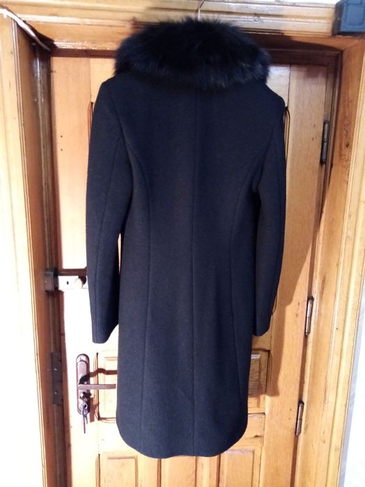 Palton damă mărimea 36.