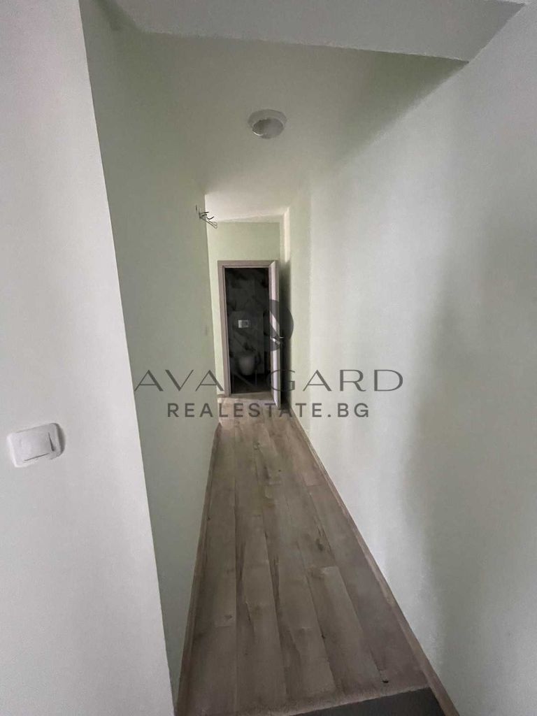 Продава се Четиристаен апартамент в Пловдив, Кършияка - 192 кв.м за 1407 €/кв.м - Снимка #7