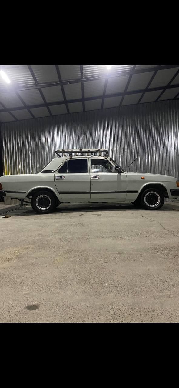 gaz2410 mashina e