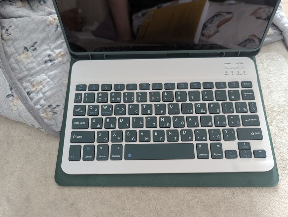 Чехол клавиатура на планшет samsung galaxy s10 fe