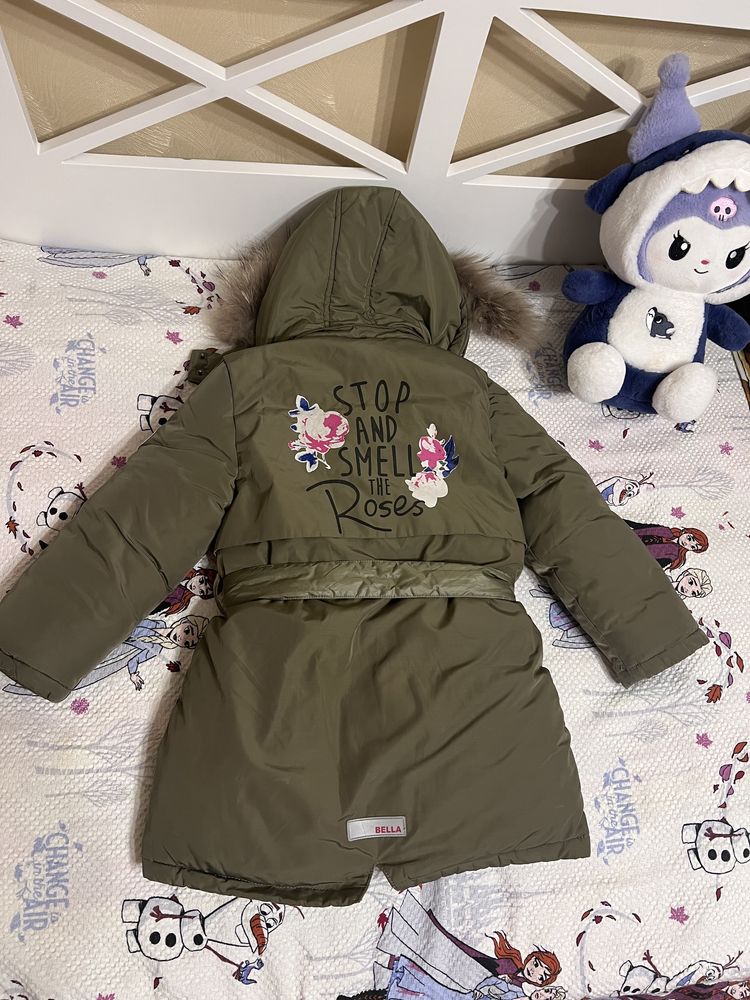 Пуховик  куртка зимняя  для девочки 116 размер Алматы