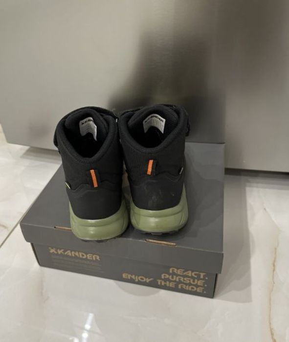Уникални боти Adidas и Kander