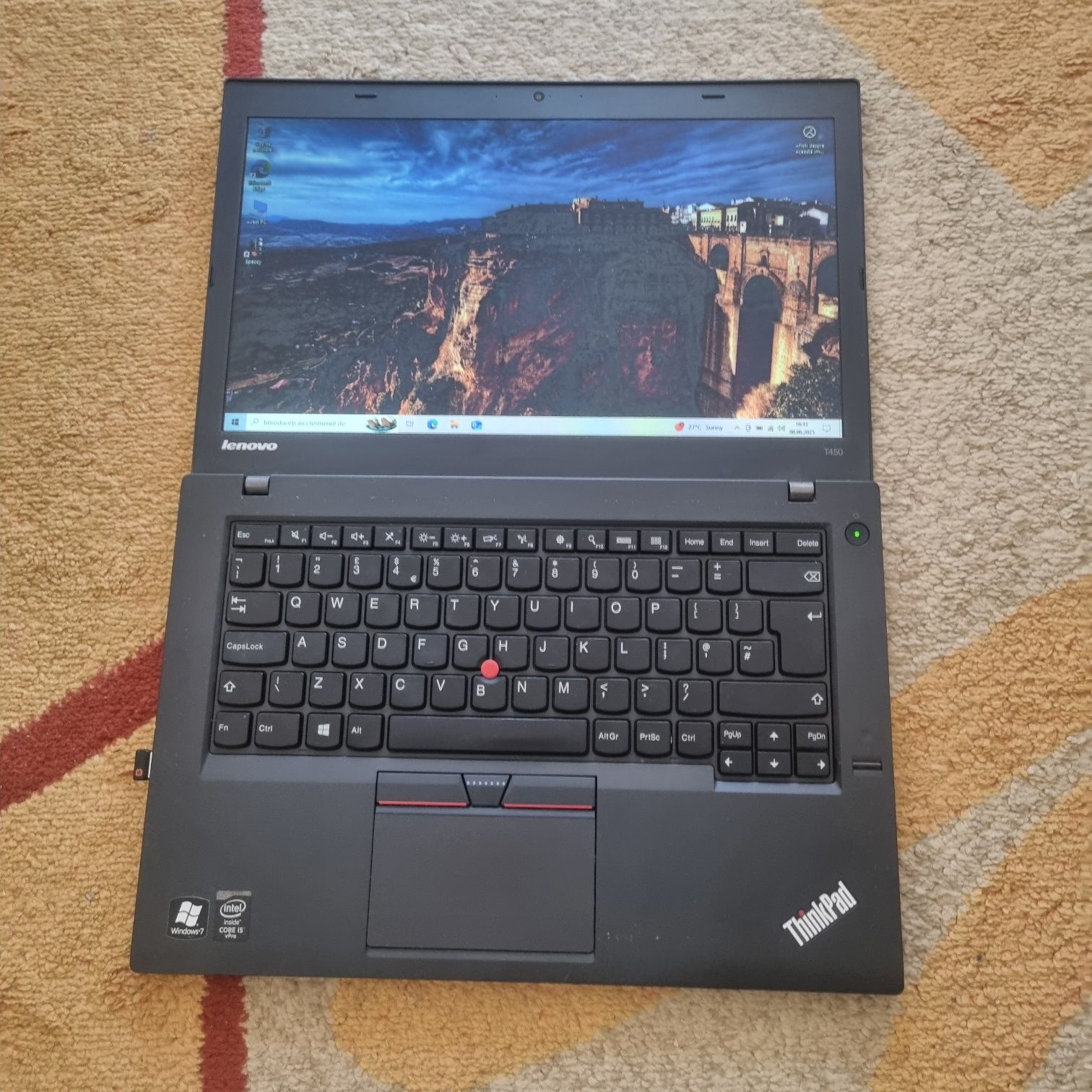 Lenovo I5-5300U,ssd 256Gb