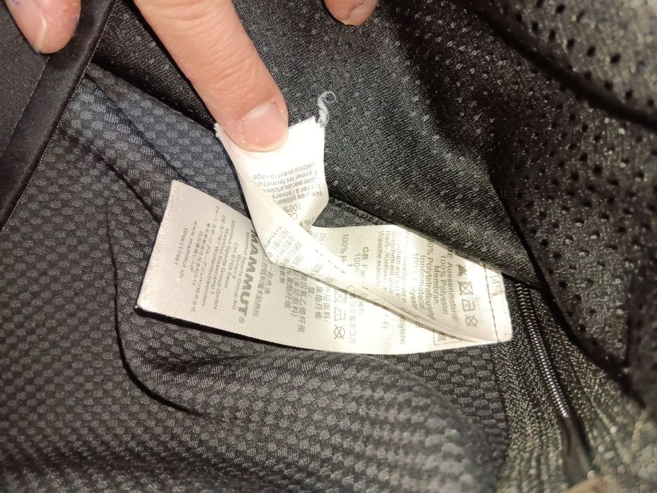 Bluza Softshell de barbat,marime M.