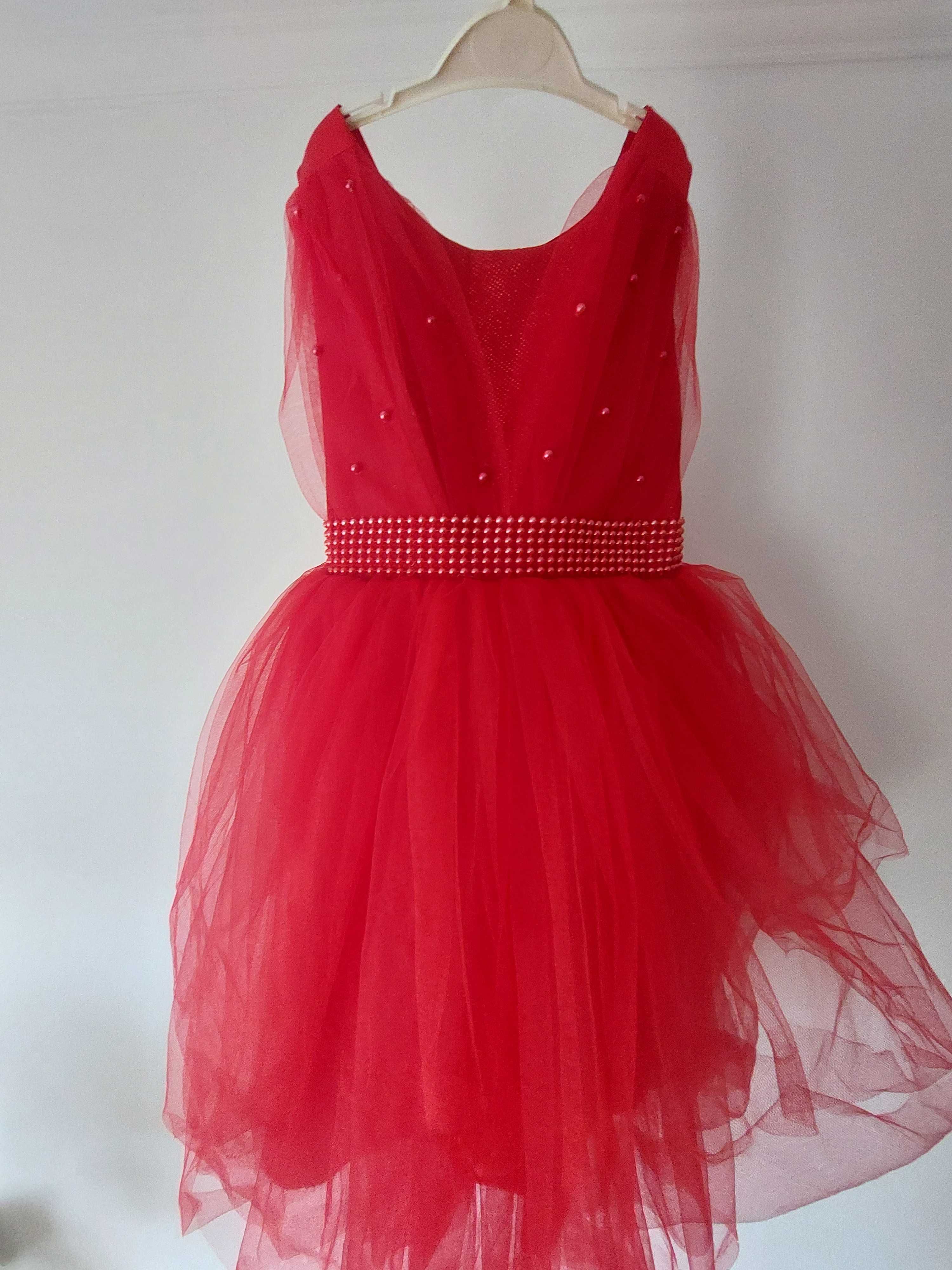 Rochie rosie fetite