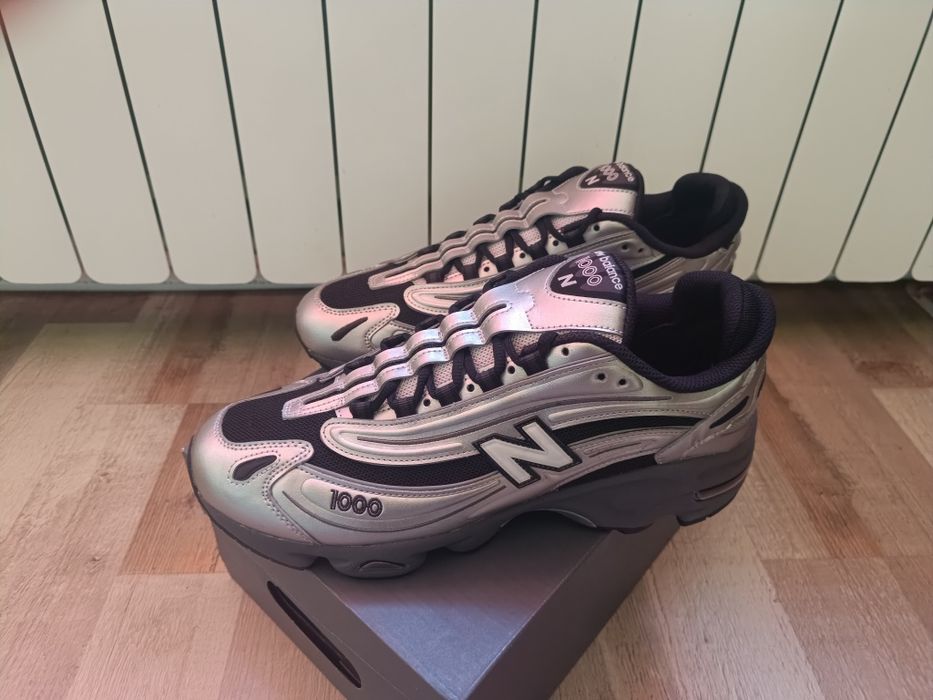 New Balance 1000 Silver