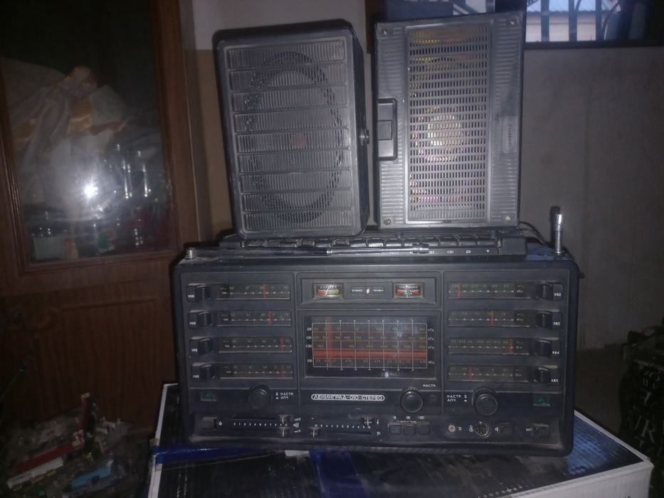 Lenengrad magnitofoni sotiladi sovetskiy