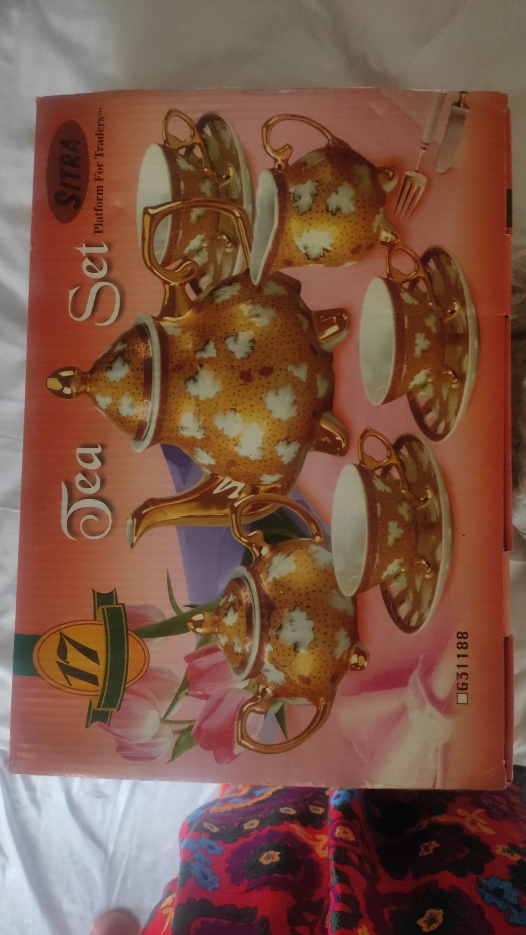 Chinni buyumlar sotiladi