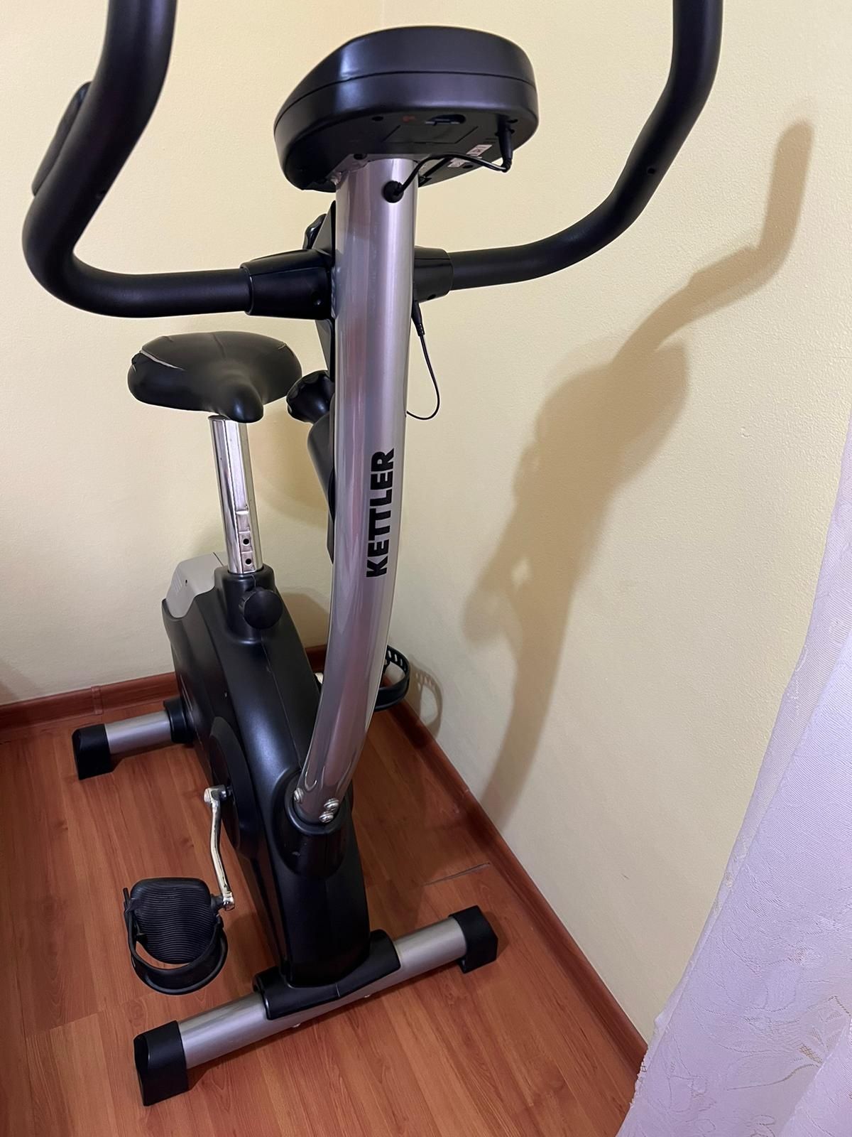 Bicicleta de casa Ketler Paso 100