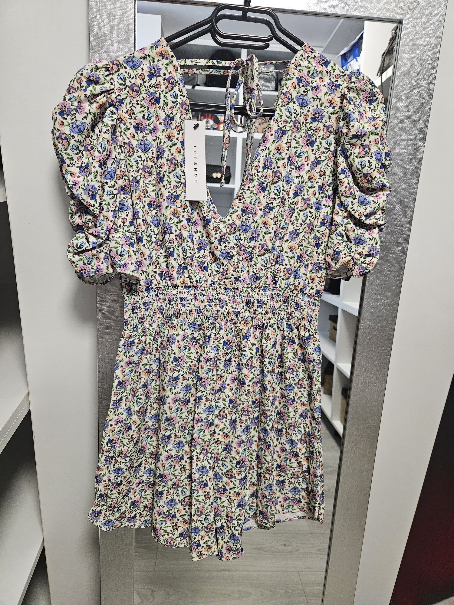 Маркови рокли Missguided ASOS Dorothy Perkins Pull&Bear Topshop