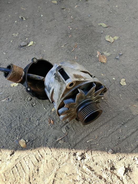 Продается генератор и стартер  для Мерседеса w124