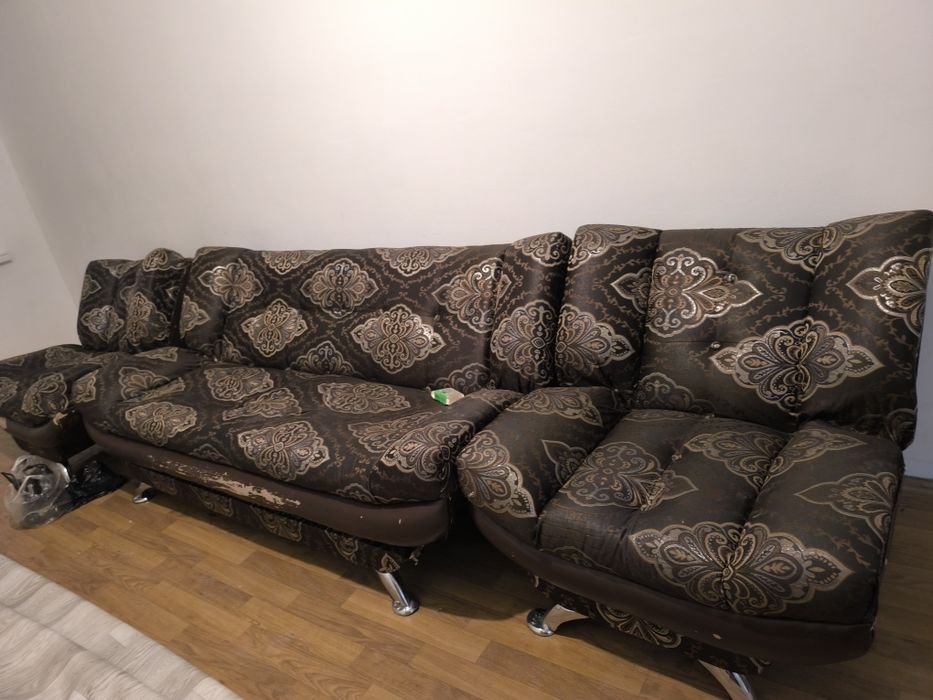 Тегін диван. Бесплатно