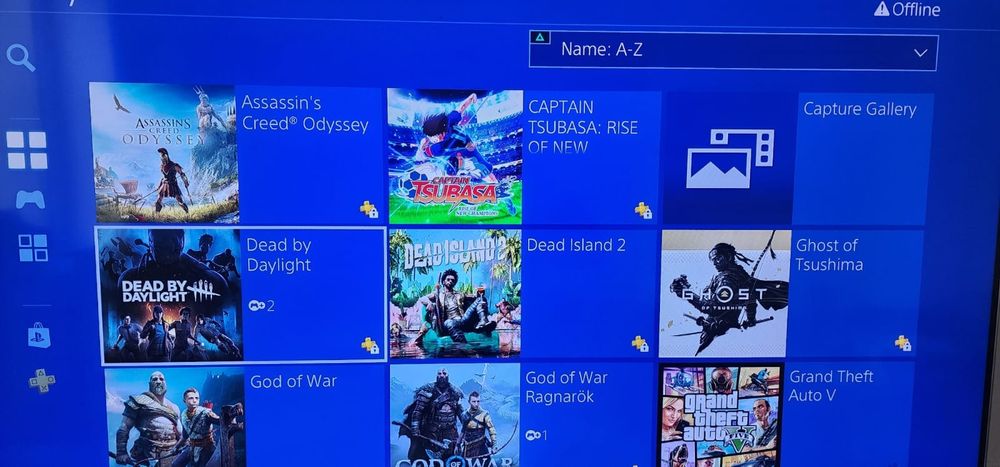 PlayStation 4 Pro,1TB memorie și două manete