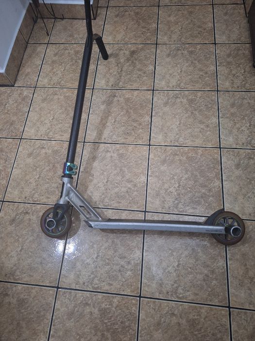 Vând trotineta freestyle mf540