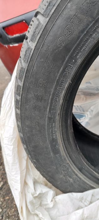 Продам зимнюю резину 215/55/17 Nokian Комплект 4шт
