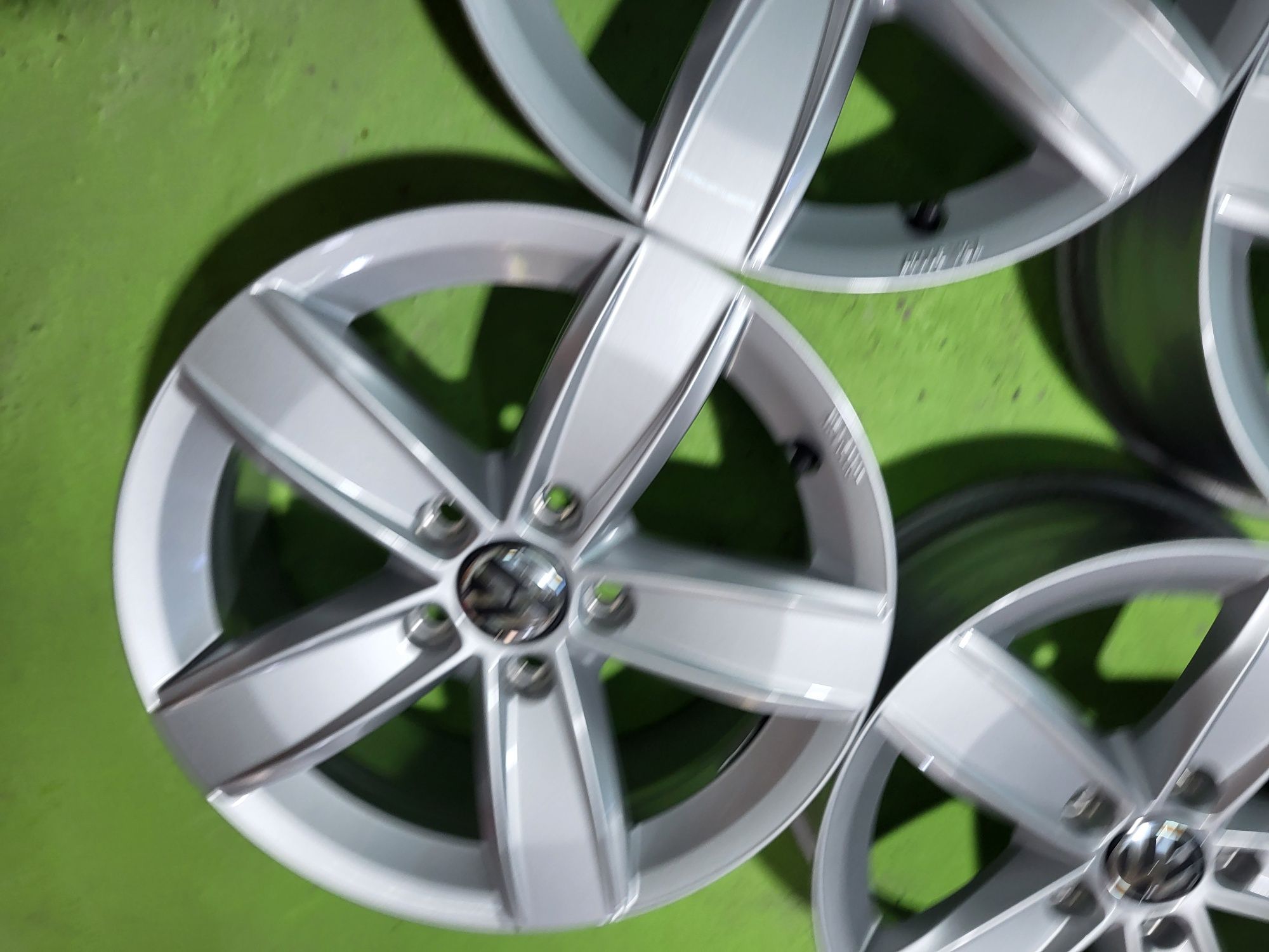 16 5x112 Vw Golf 8 7 Touran Caddy 5х112