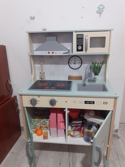 Bucatarie din lemn pentru activitati copil