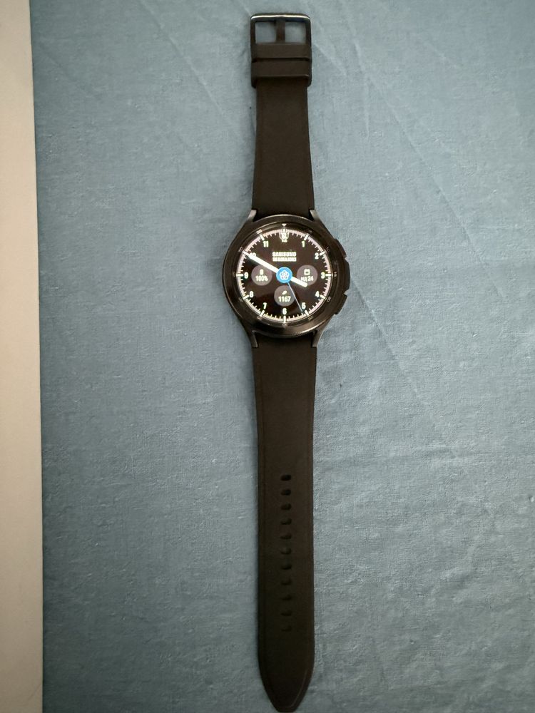 Samsung  Galaxy Watch 4 Classic