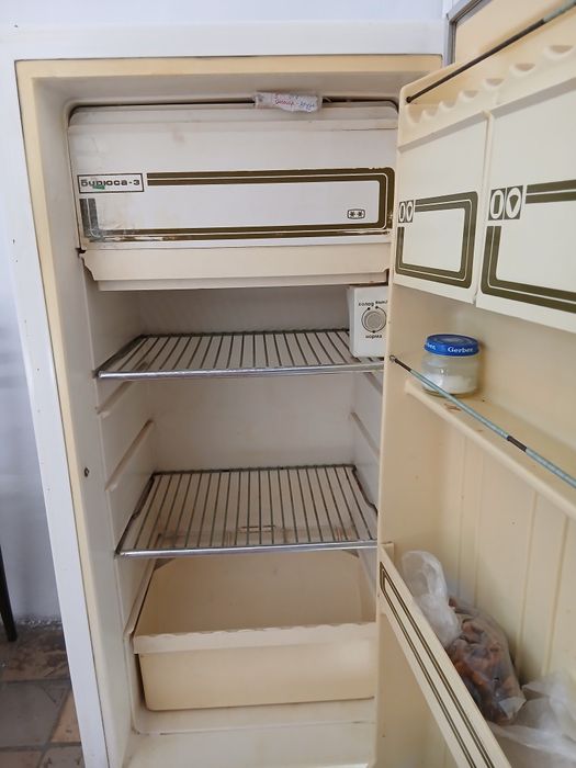 Продам холодильник Бирюса