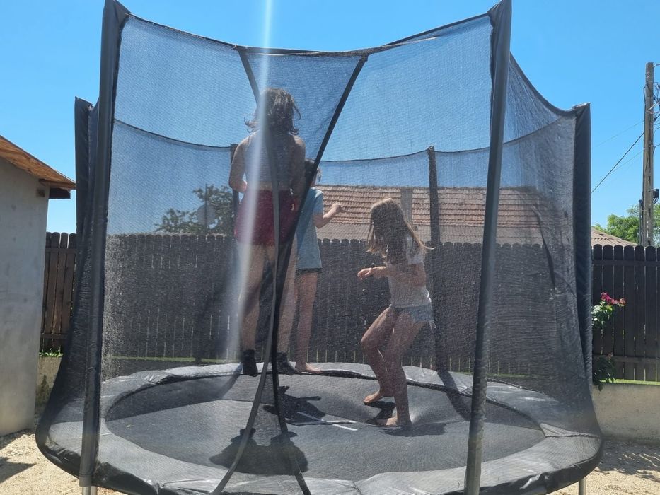 Trambulina 300 de vanzare